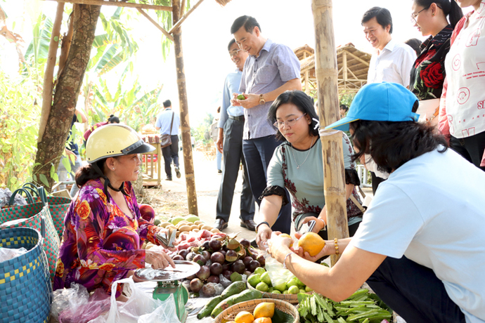 Chợ Quê Tân Thuận Đông